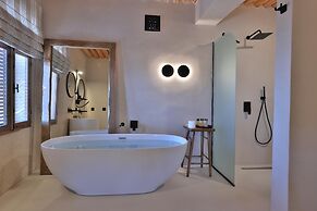 Simurg Cave House