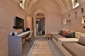 Simurg Cave House