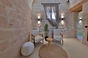 Simurg Cave House