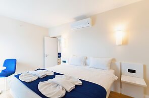 Eleven Way Apartments