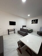 Periférico Bodega con Departamento A