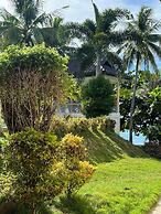 Reef Waters Resort