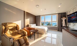 Restia Incheonbay Hotel