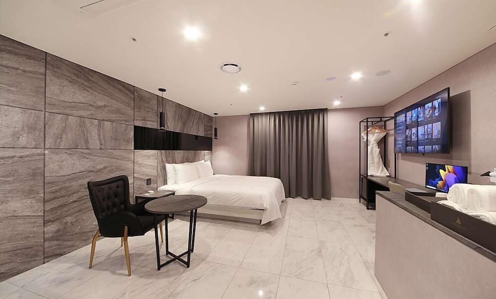 Restia Incheonbay Hotel