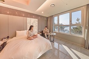 Restia Incheonbay Hotel