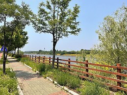 Restia Incheonbay Hotel