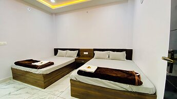 Hotel Laxmi Palace and Restaurants