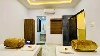 Hotel Laxmi Palace and Restaurants