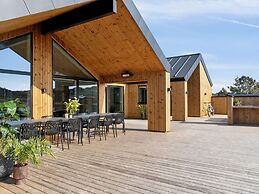 5 Star Holiday Home in Henne
