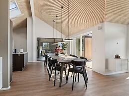 5 Star Holiday Home in Henne