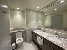 Two Bedroom Damac Majestine-StayOnHomes
