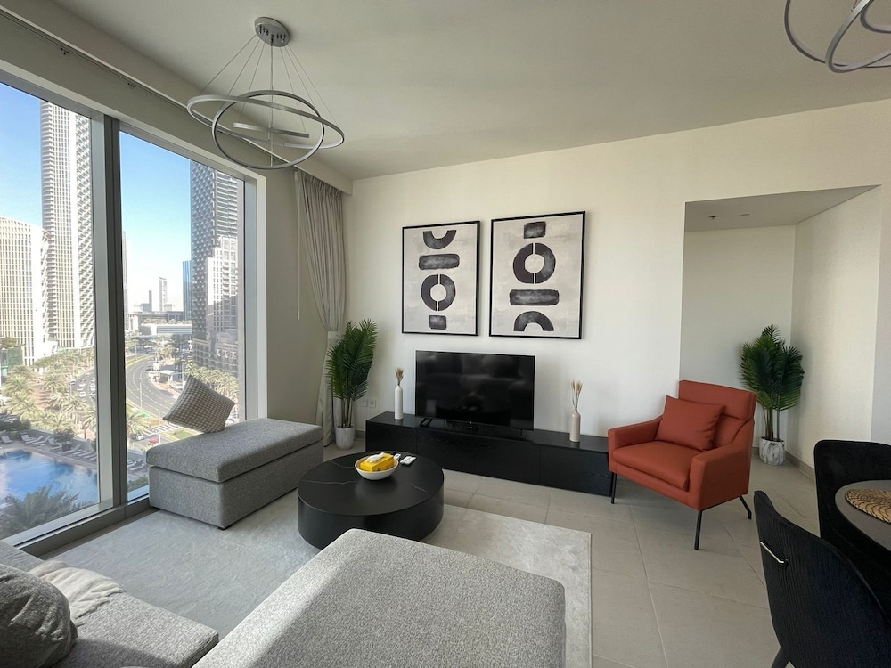 Two Bedroom Damac Majestine-StayOnHomes