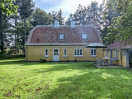 5 Star Holiday Home in Albaek