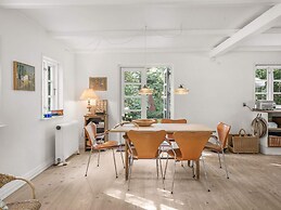 5 Star Holiday Home in Albaek