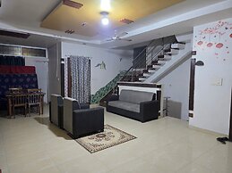 HOTEL ALAKA INN