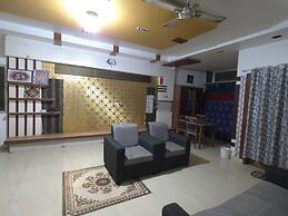 HOTEL ALAKA INN