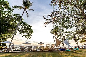 BJ Beachfront Hotel