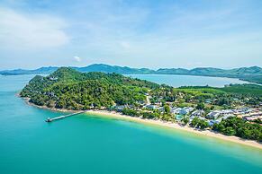 BJ Beachfront Hotel