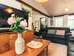 2 Person Holiday Home in Spottrup