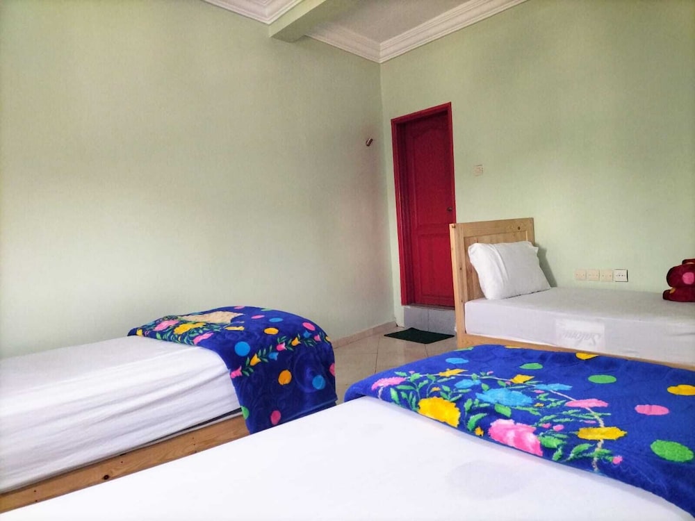 HOTEL 7DAYS