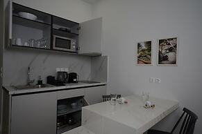 Tip Top Suites