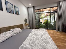 HOMESTAY HALONA