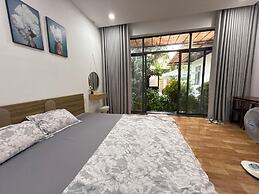 HOMESTAY HALONA