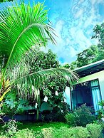HOMESTAY HALONA