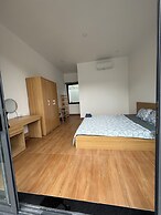 HOMESTAY HALONA