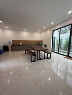 HOMESTAY HALONA