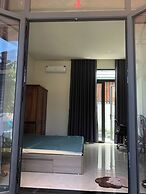 HOMESTAY HALONA