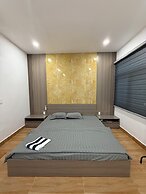 HOMESTAY HALONA