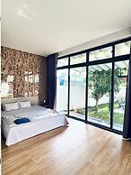 HOMESTAY HALONA