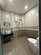 HOMESTAY HALONA