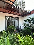 HOMESTAY HALONA