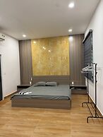 HOMESTAY HALONA