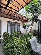 HOMESTAY HALONA