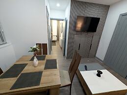 Spacious and Comfortable Modern Rooms