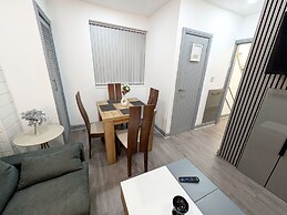 Spacious and Comfortable Modern Rooms
