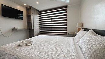 Sanchz Aqua Lounge Hotel by Chat Noir