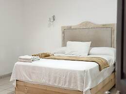 BOUTIQUE HOUSE 777