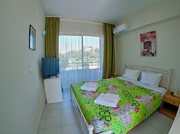 Ivory Hotel