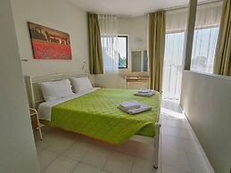 Ivory Hotel