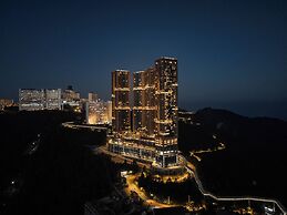Antara Residence By Sleeping Lion
