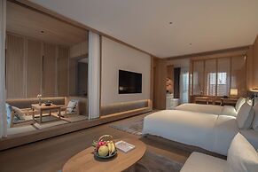 Huangshan Misty Rain Resort Hotel