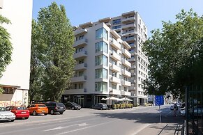 Central Suites