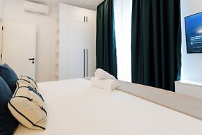 Central Suites