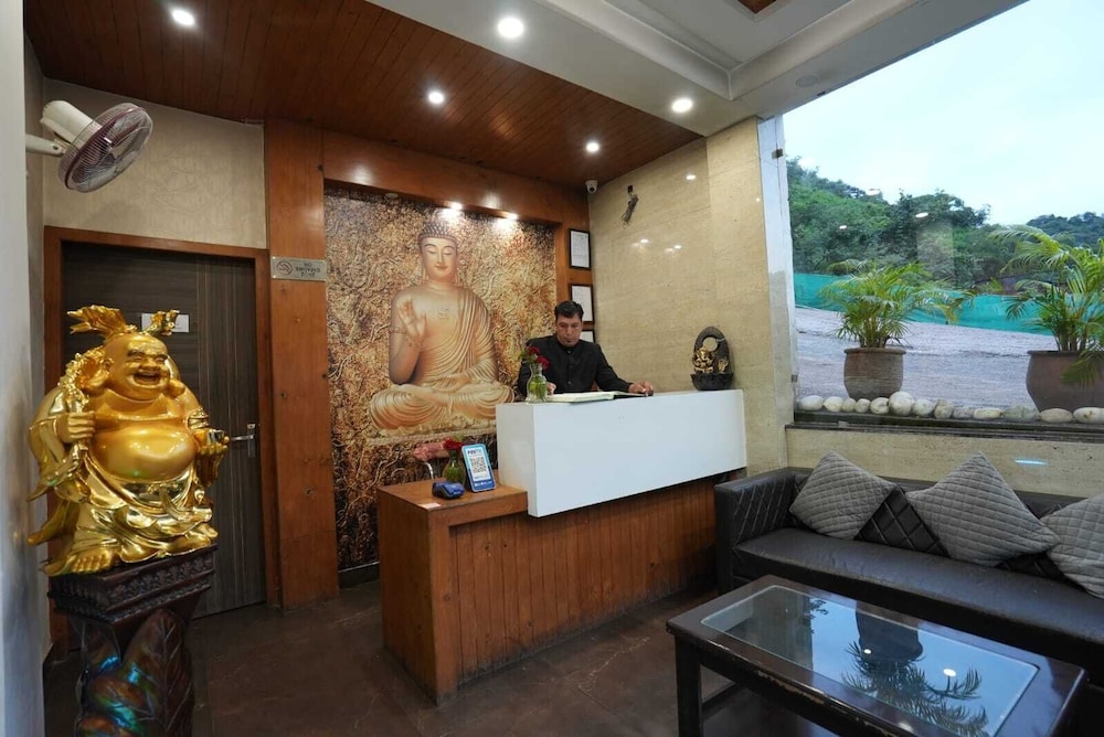 Royal suites Chakki Morh