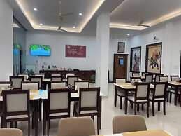 Mayoor Hotel