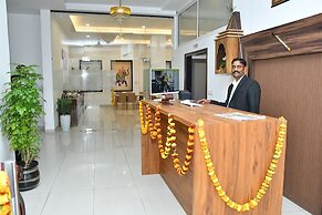 Mayoor Hotel